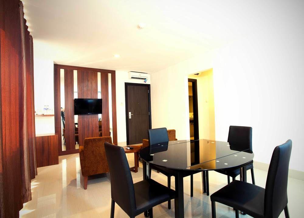 Collection O 1279 Hotel Grand Celino Makassar Dış mekan fotoğraf