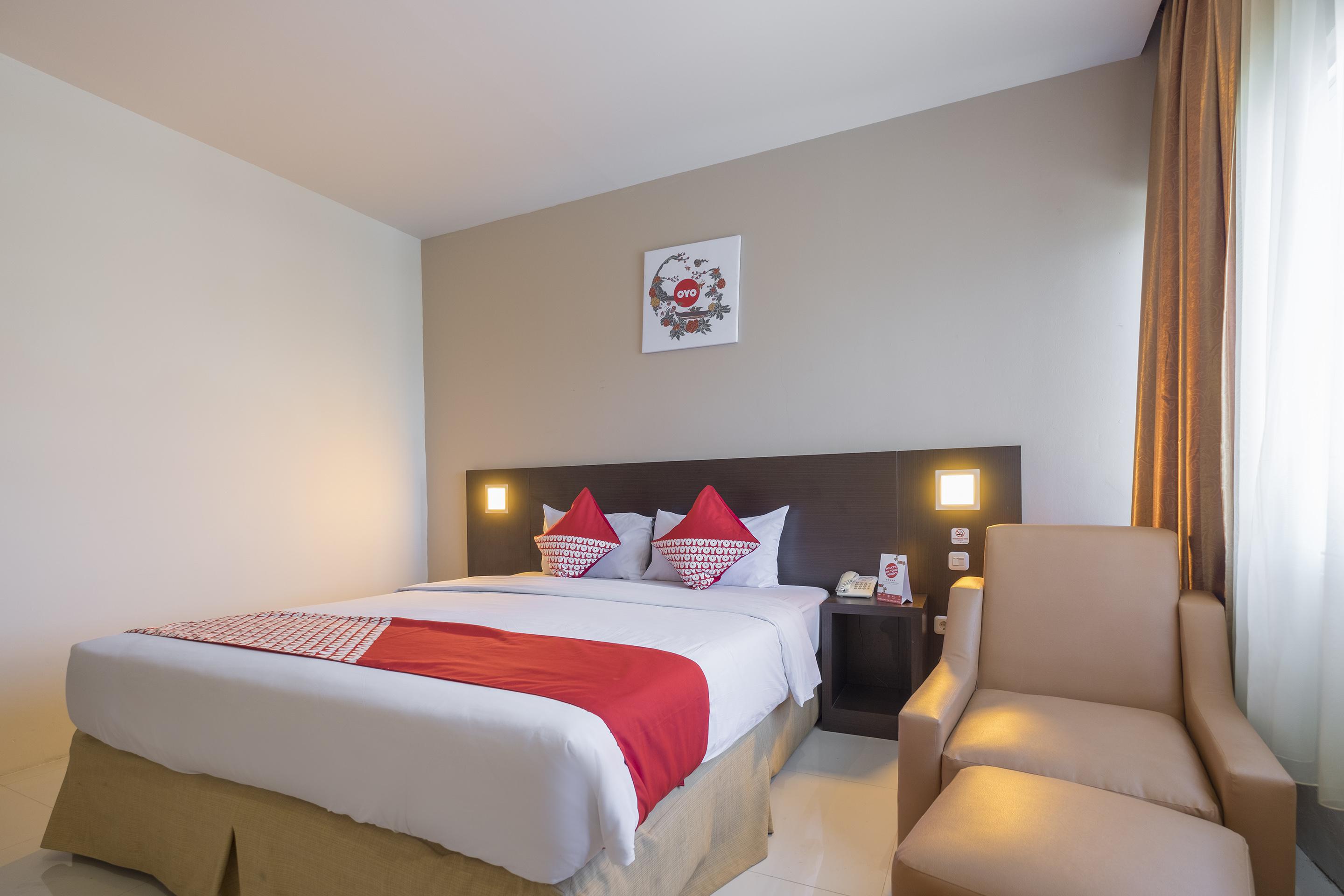 Collection O 1279 Hotel Grand Celino Makassar Dış mekan fotoğraf