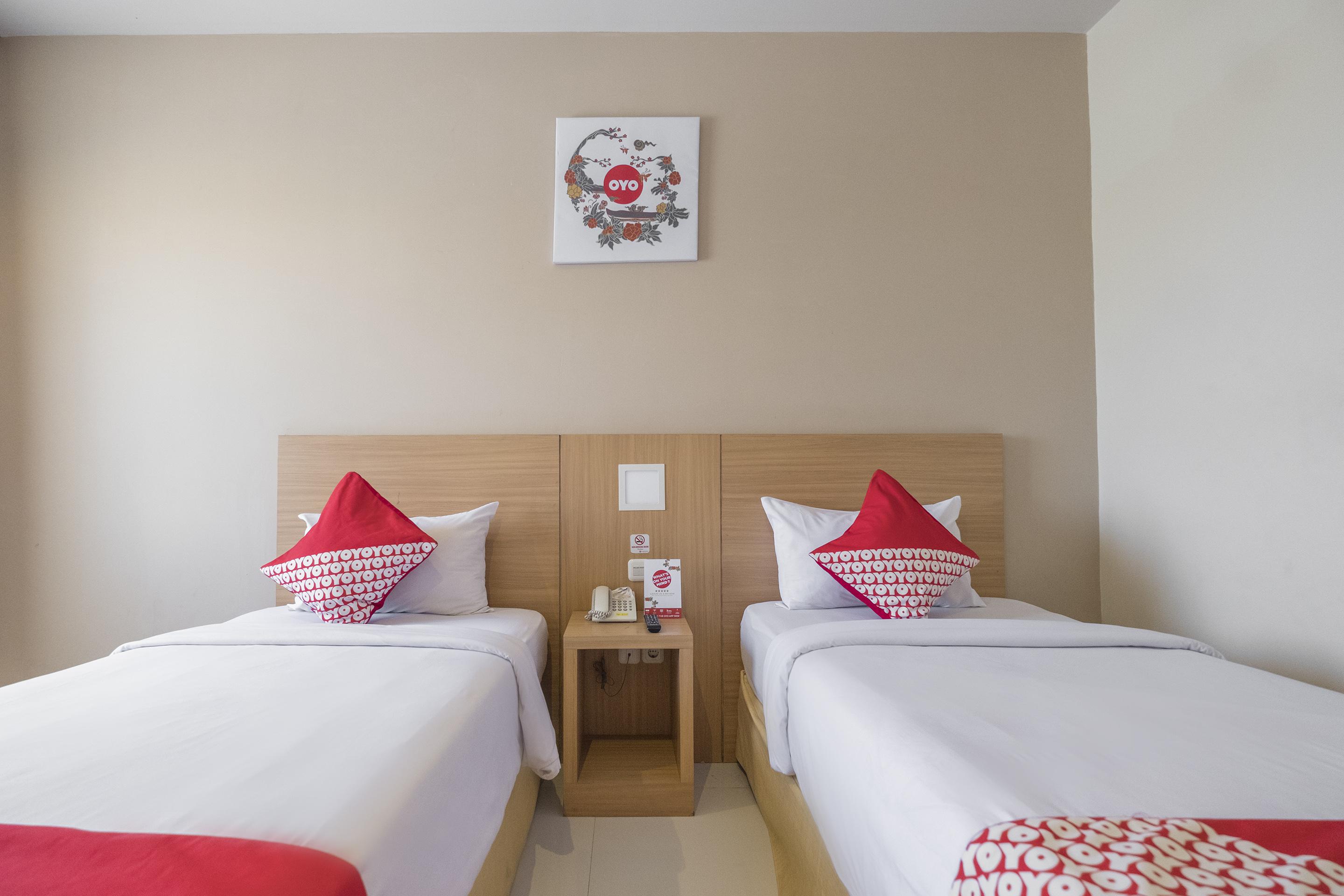 Collection O 1279 Hotel Grand Celino Makassar Dış mekan fotoğraf